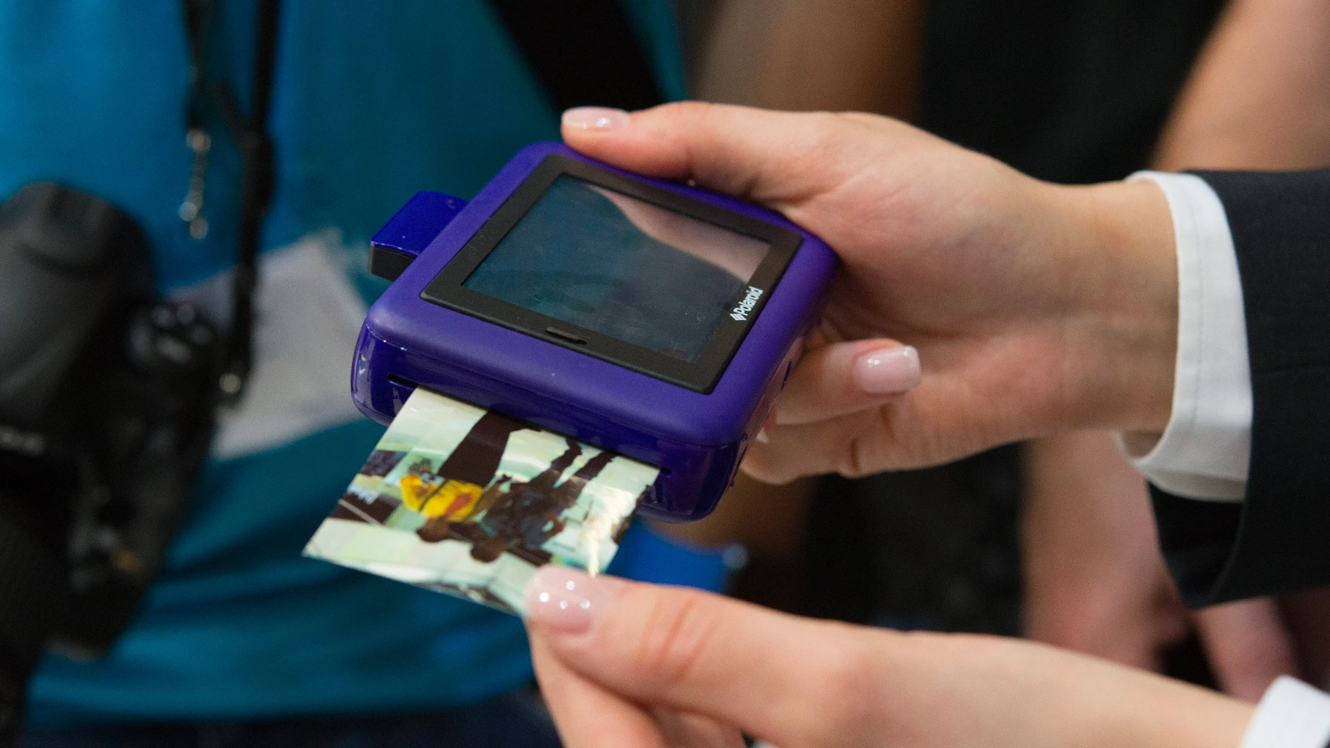 Bluetooth connectivity means you can print images from smartphone using the Polaroid Snap Touch