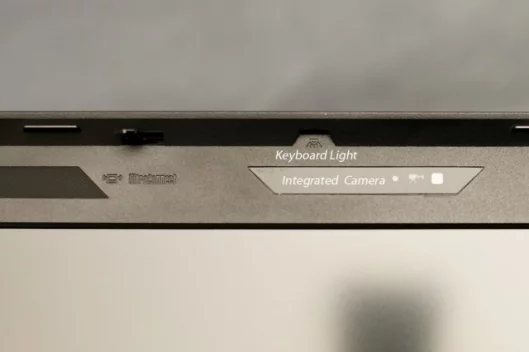 ThinkPad W700ds camera and keyboard light
