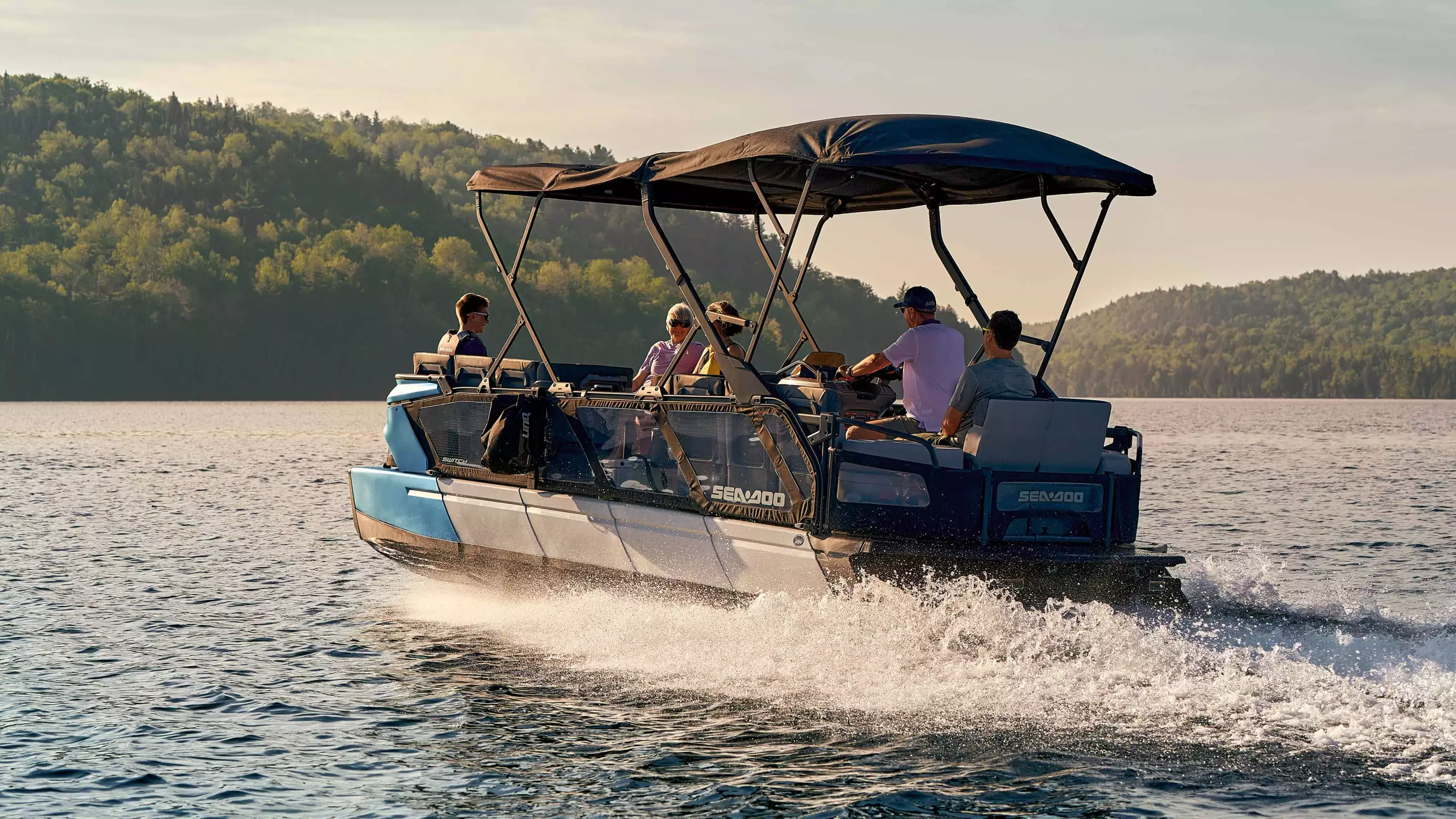 Sea-Doo offers several configurations and the full-blown deck modularity so that the Switch can serve all kinds of uses