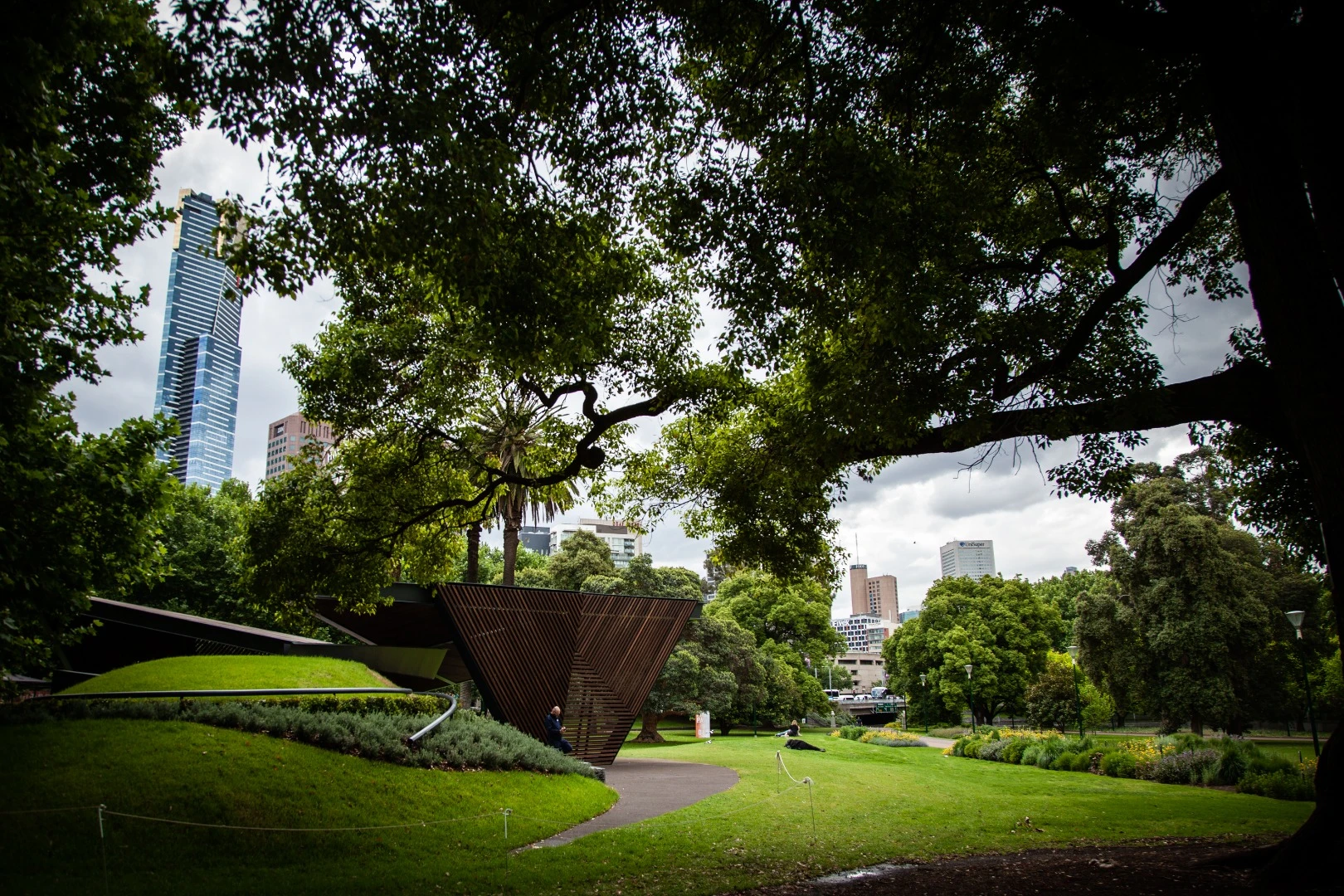Each year, the Queen Victoria Gardens in the heart of Melbourne plays host to an eye-catching popup pavilion designed by an internationally acclaimed architect