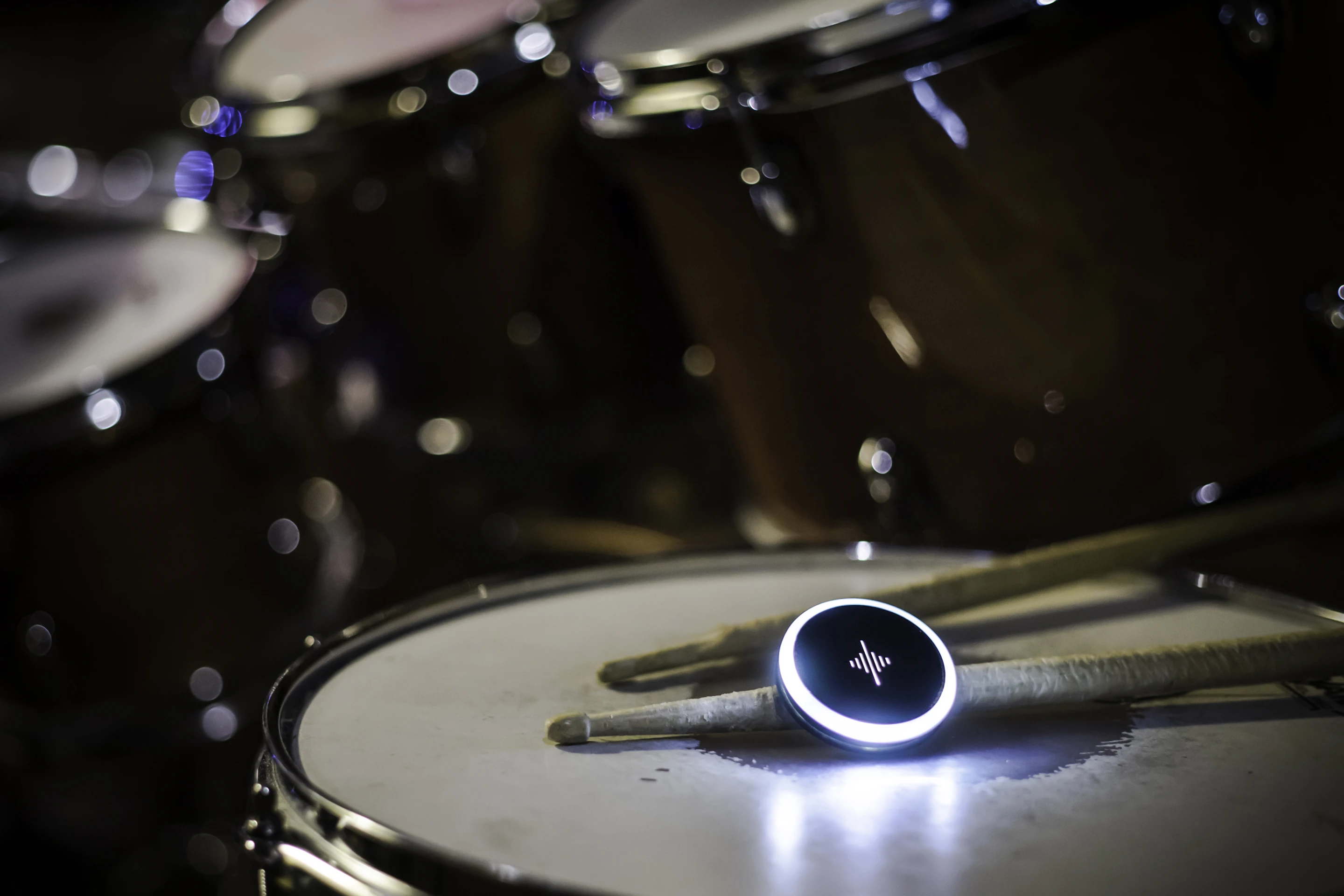 The Soundbrenner Pulse provides haptic feedbnack