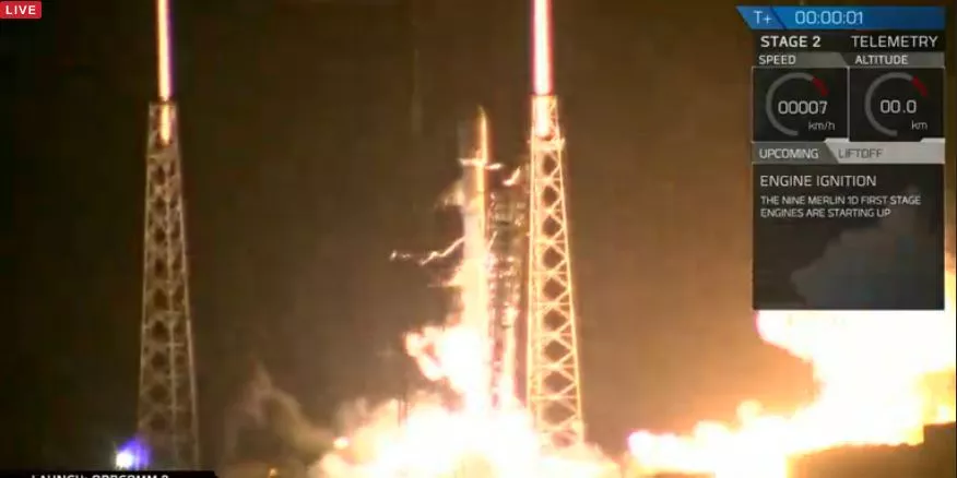 Falcon 9 lifting off