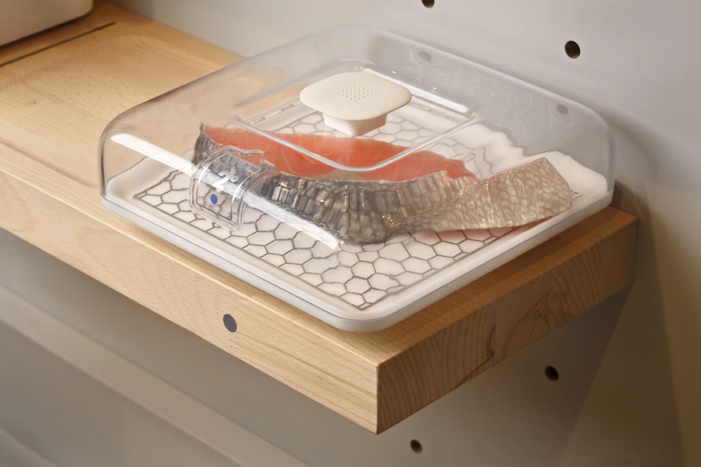 The transparent containers use induction cooling
