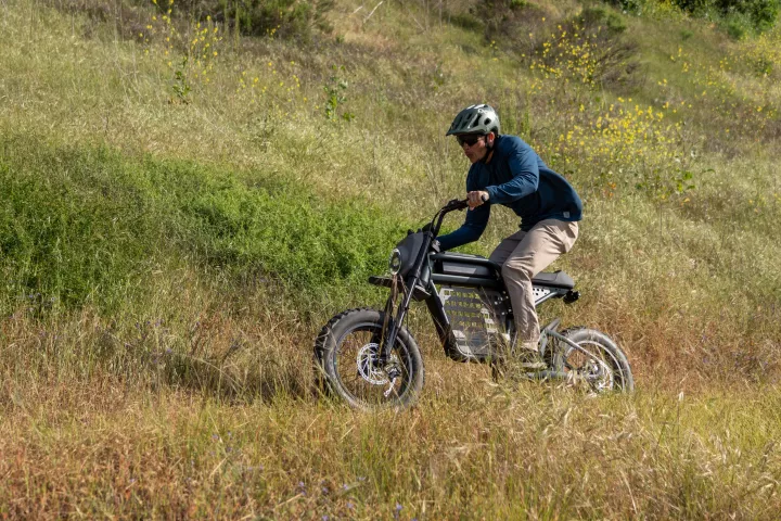 "Designed for thrilling off-road performance, the Revv 1 DRT comes with several design and component modifications that will improve your experience as an off-road adventure seeker"