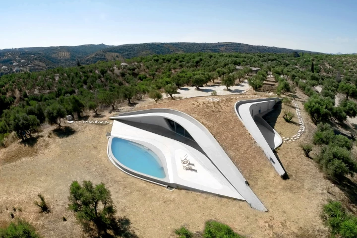 Villa Ypsilon has a total floorspace of 150 sq m (1,614 sq ft)