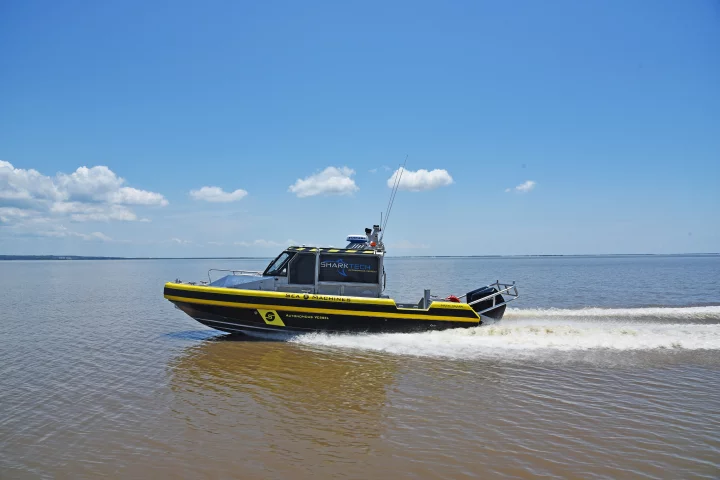 The Sharktech 29 Defiant allows for manned, reduced-crew and unmanned operation