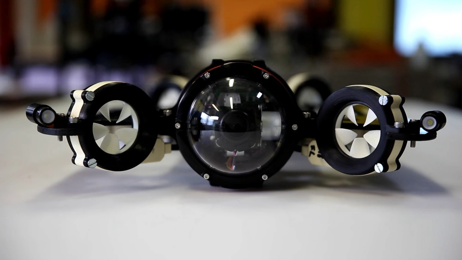 Front view of the Hydromea ExRay