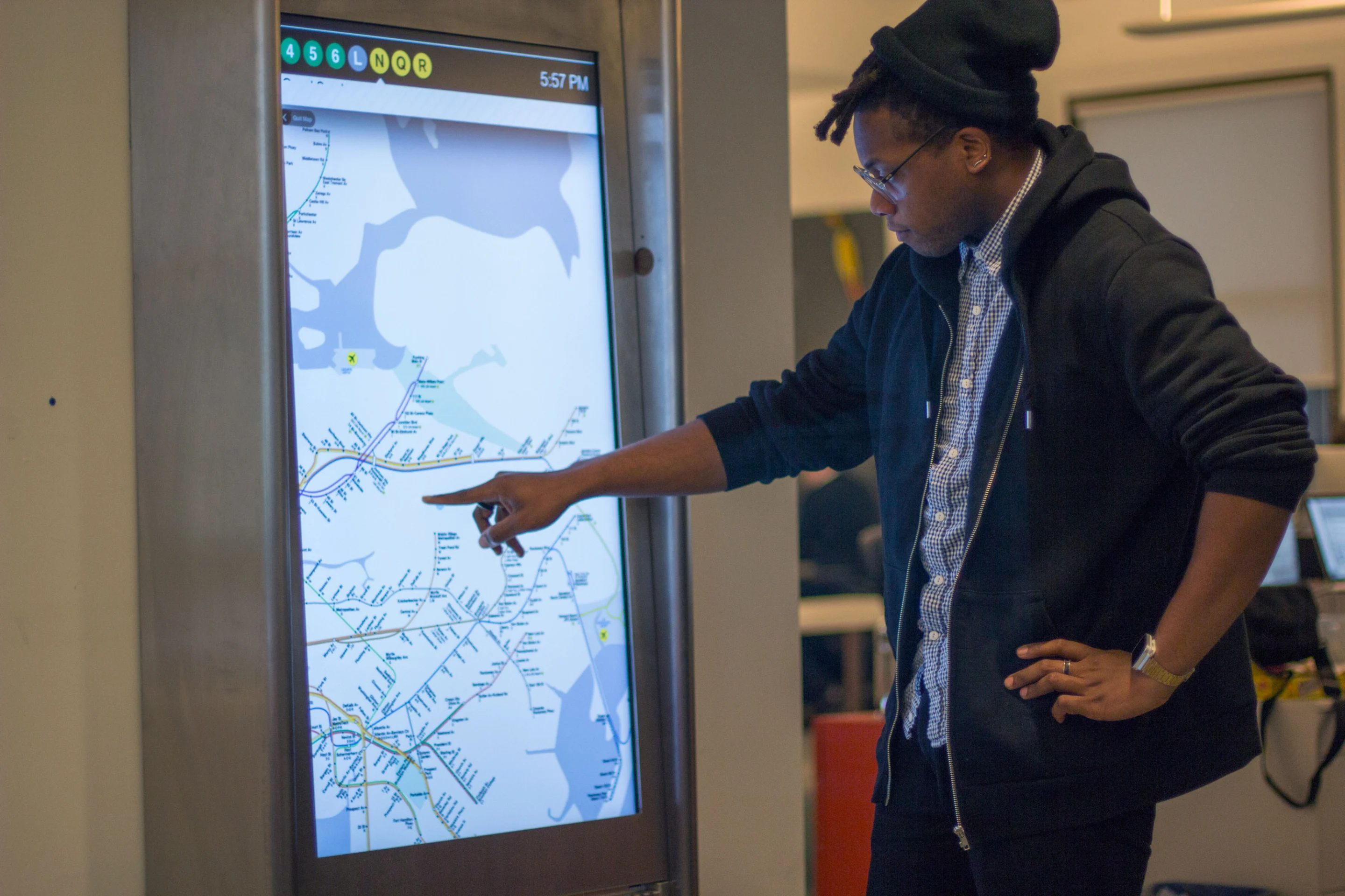 New York City plans to replace the maps in its subway stations with touch screen displays that will provide simple directions and real-time service alerts