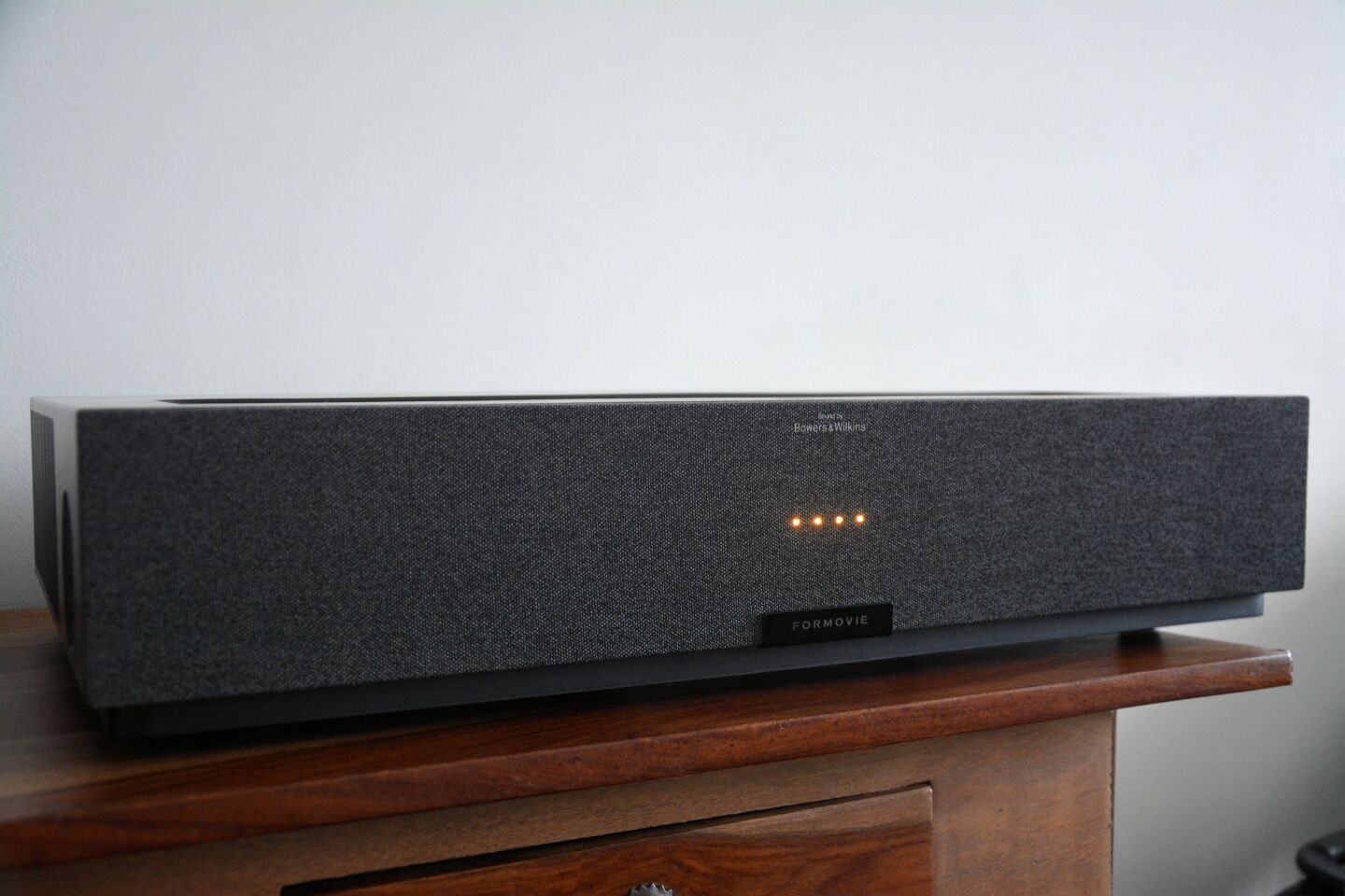 The far-field microphone used for voice searches can be disabled, but orange LEDs remain on as a visual reminder