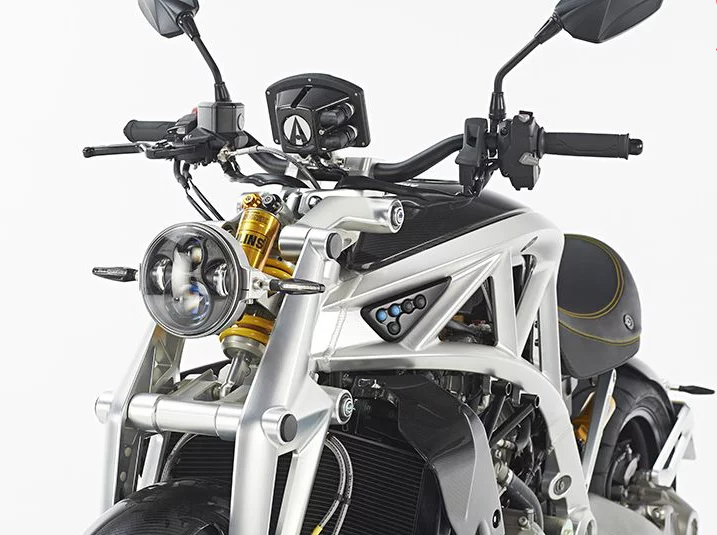 Ariel Ace set up as a cruiser with high bars