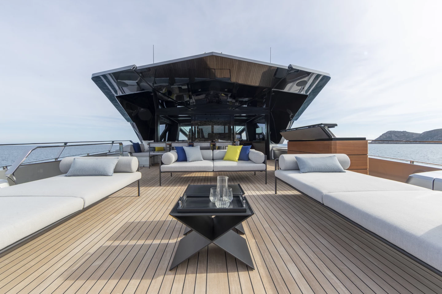 The upper deck features an extended structural top that is built without any supporting pillars