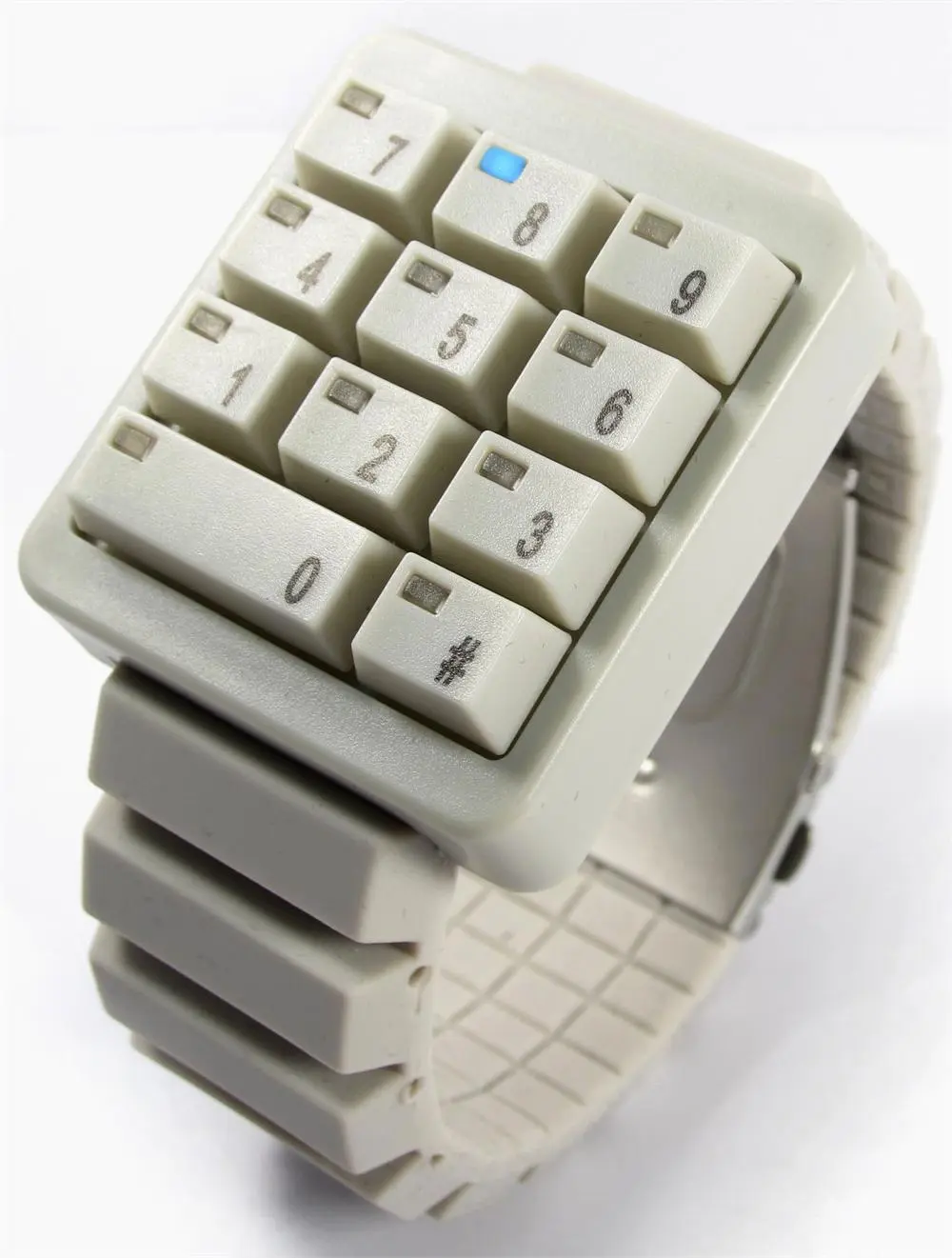 The click keypad watch hides the time
