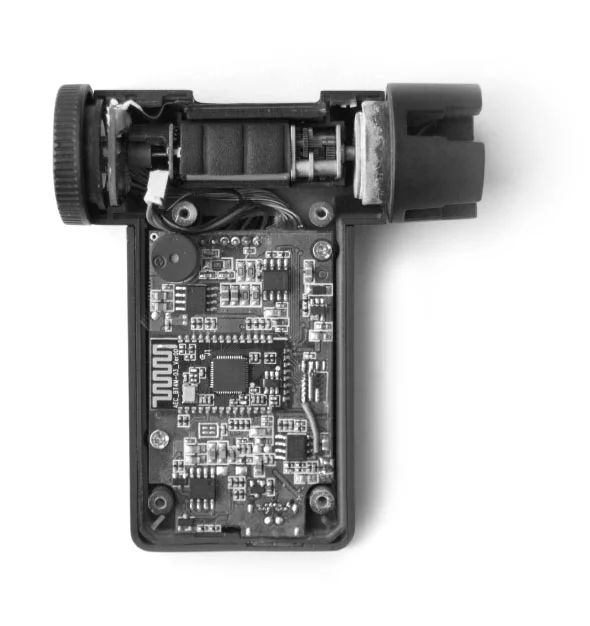 Cross section of the Roadie 2, which rocks a powerful 300:1 ratio motor, vibration sensing technology and a battery that should be good for a month of regular tune ups