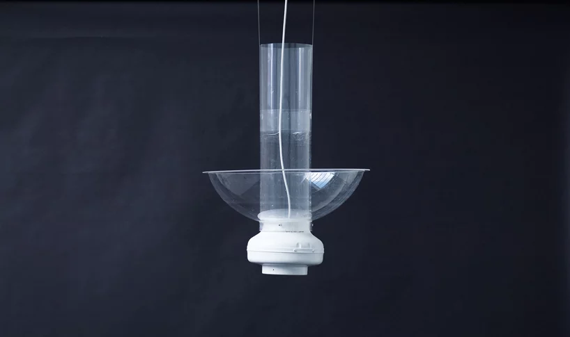 The light of the Nebula 12 can change color and brightness