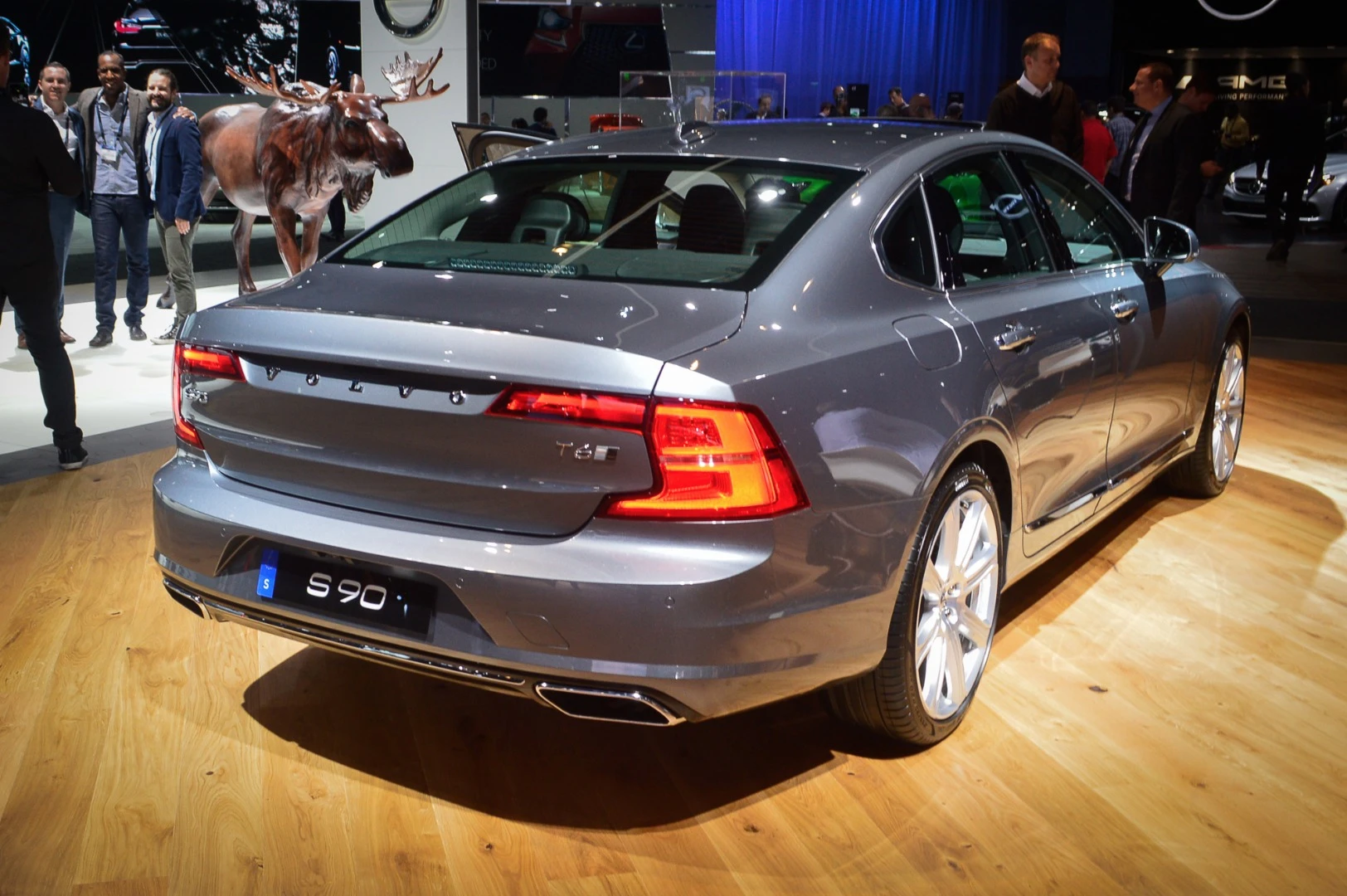 Volvo S90