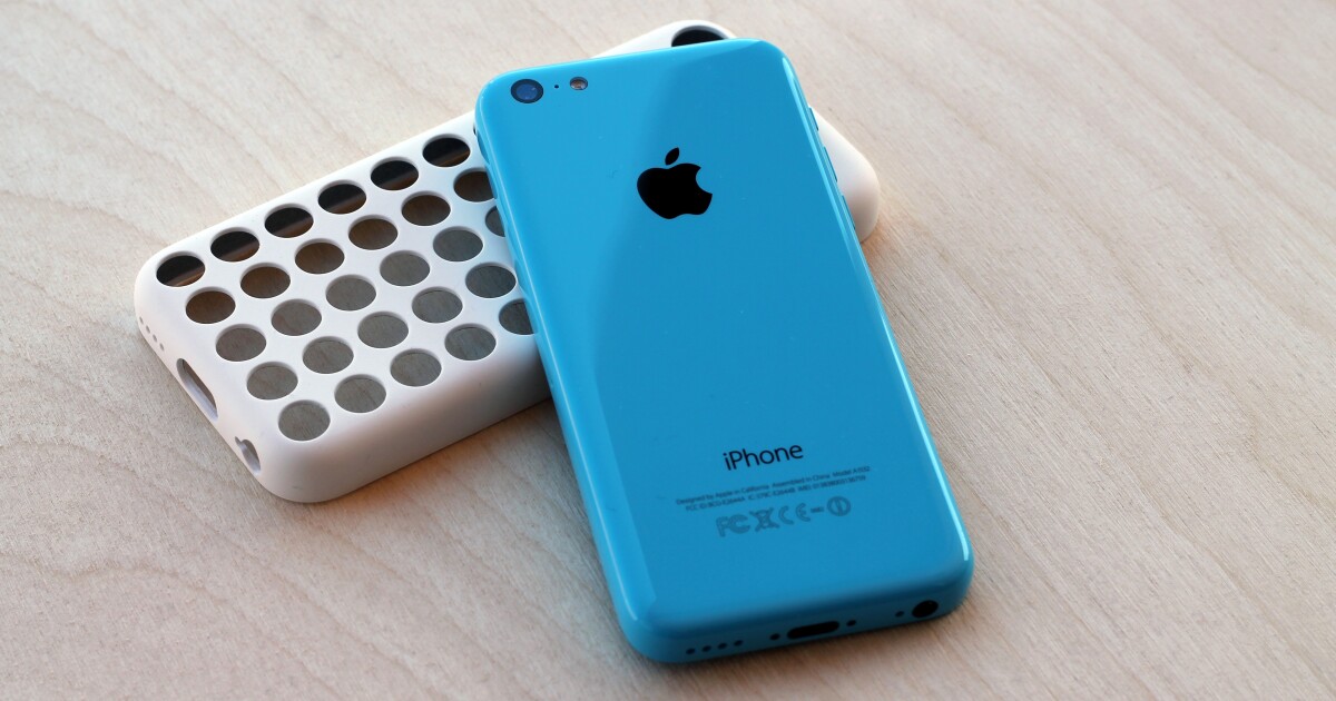 iphone 5c yellow with blue case