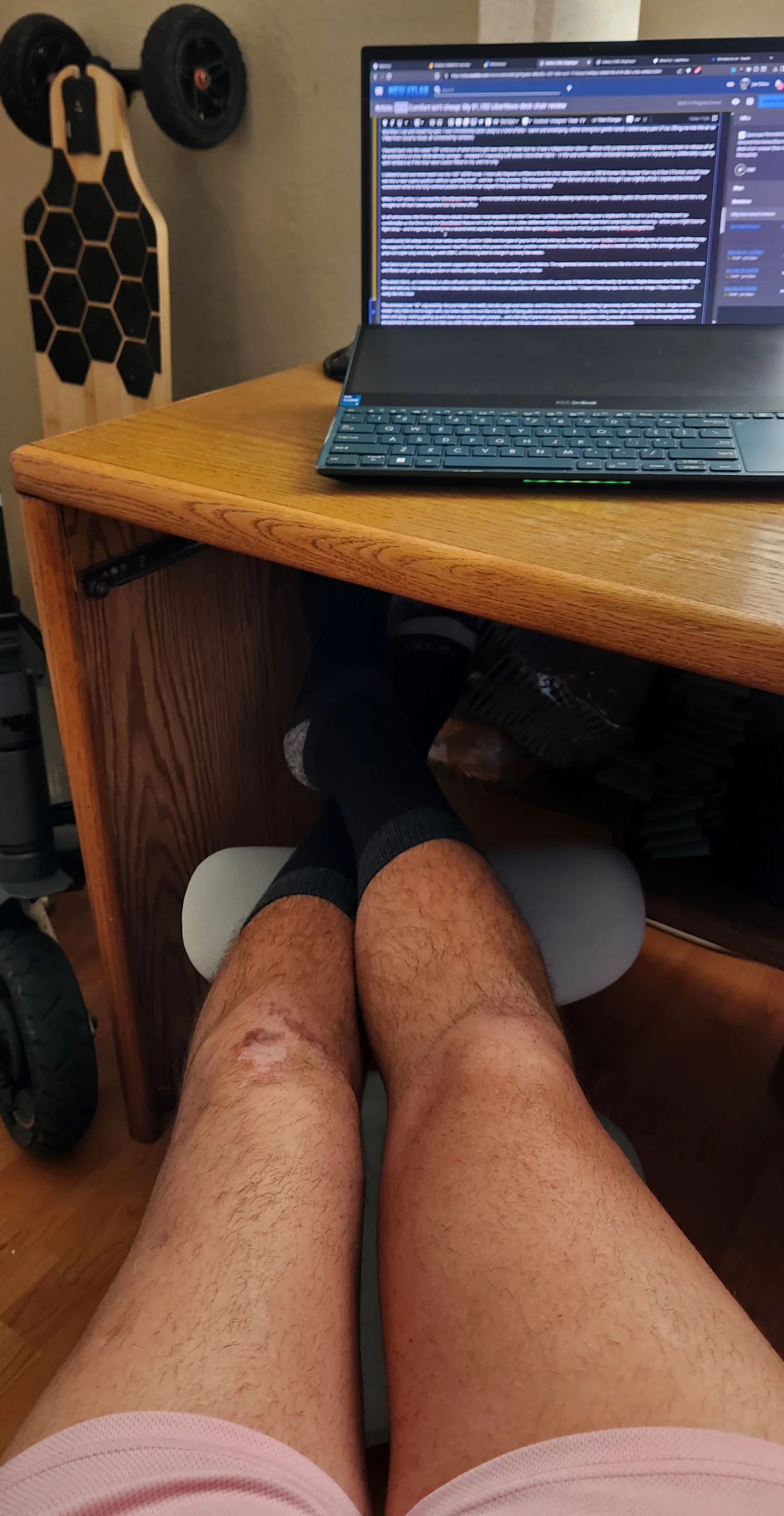 The StepSync footrest is padded on top for when you really want to be comfy, but also serves as an angled footrest on the bottom