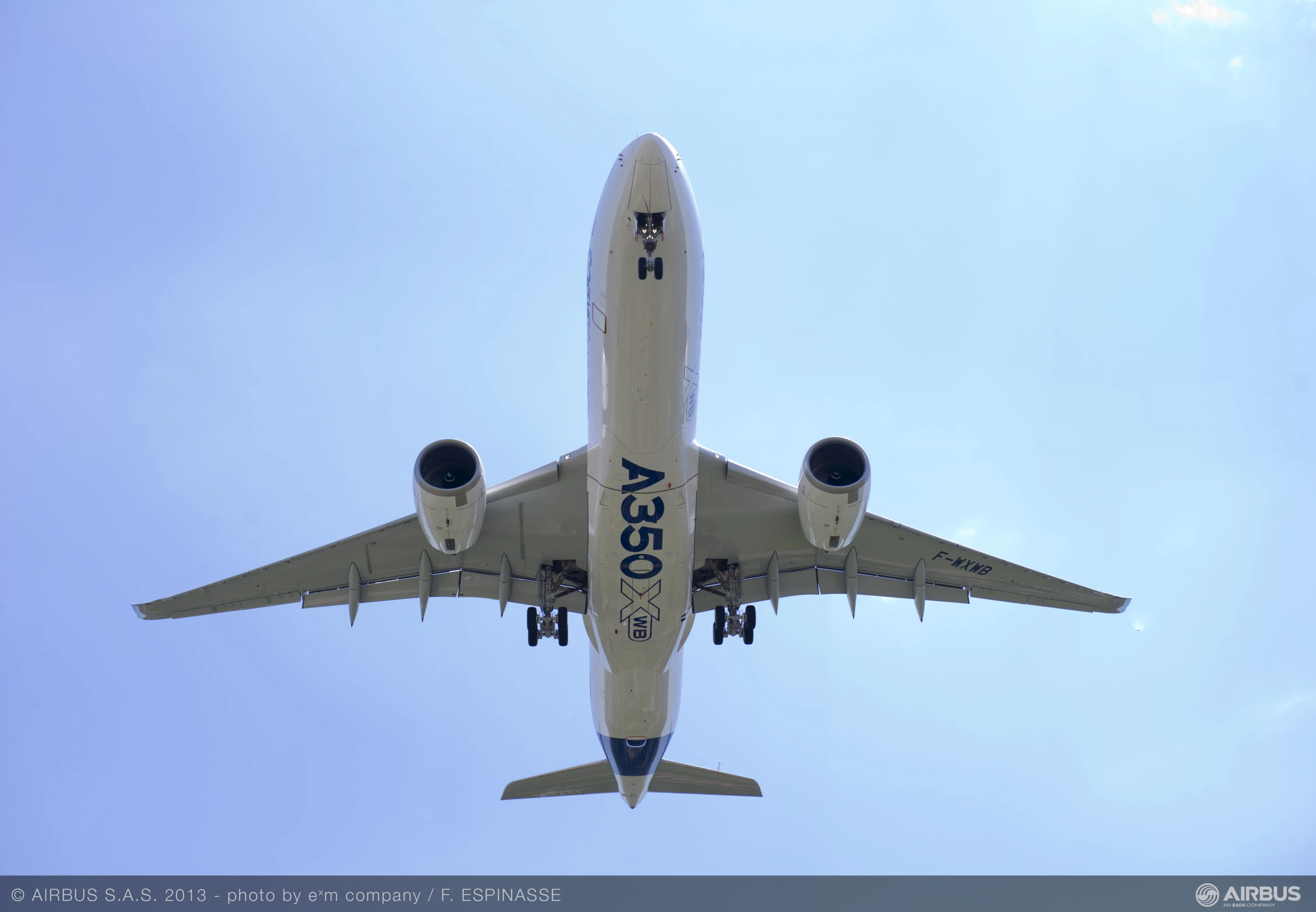 The Airbus A350 XWB begins its four hour, five minute maiden flight