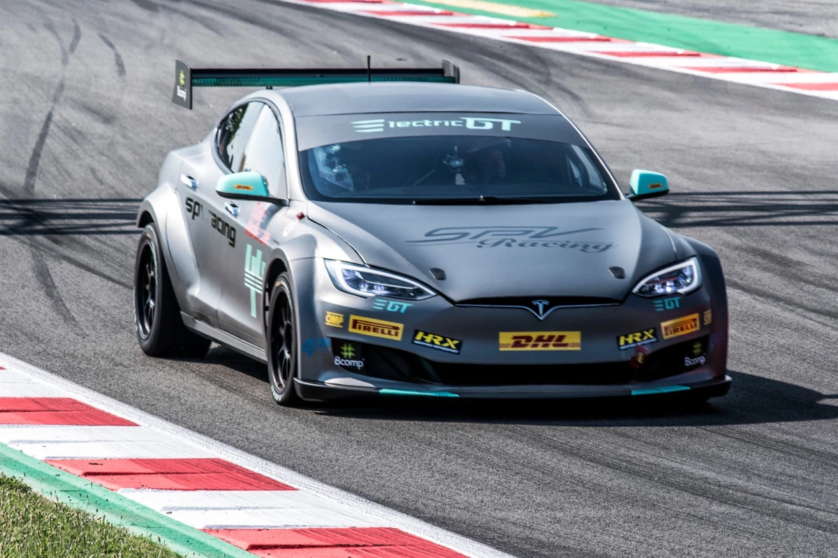 The first race-ready EPCS Tesla P100D has been delivered to SPV Racing in Barcelona, Spain
