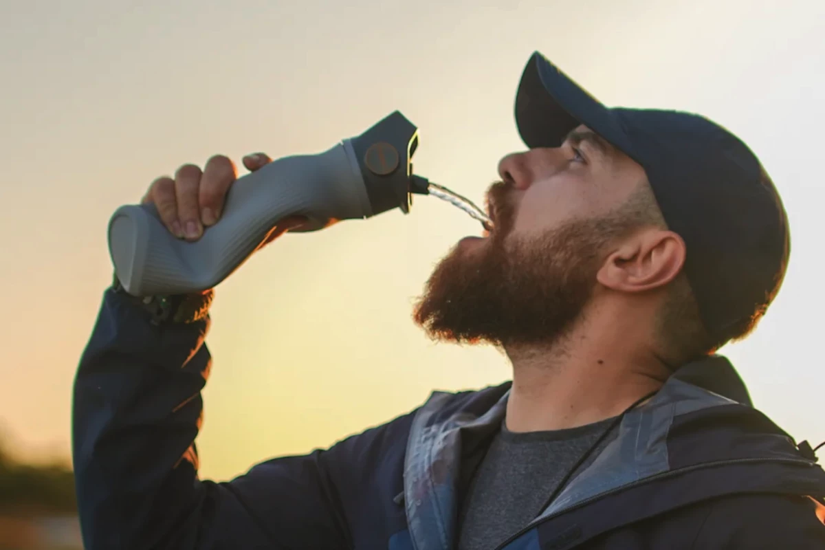 Oassay's 3-in-1 bottle lets you filter while you drink, making it easier to find viable hydration in the wild