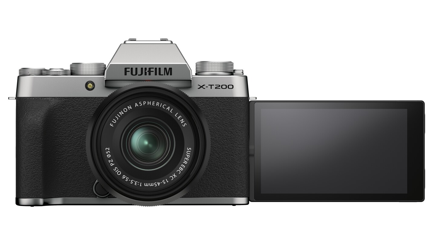 Fujifilm promises quick and easy Face/Eye detection AF, even when the LCD monitor is flipped out for selfies