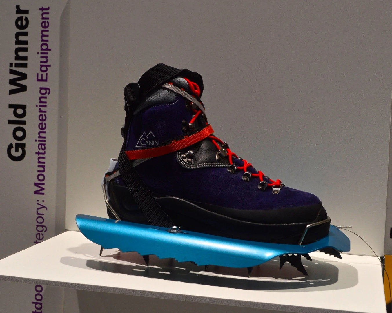 ISPO Gold Award winner: SnowPlak ultralight snowshoes