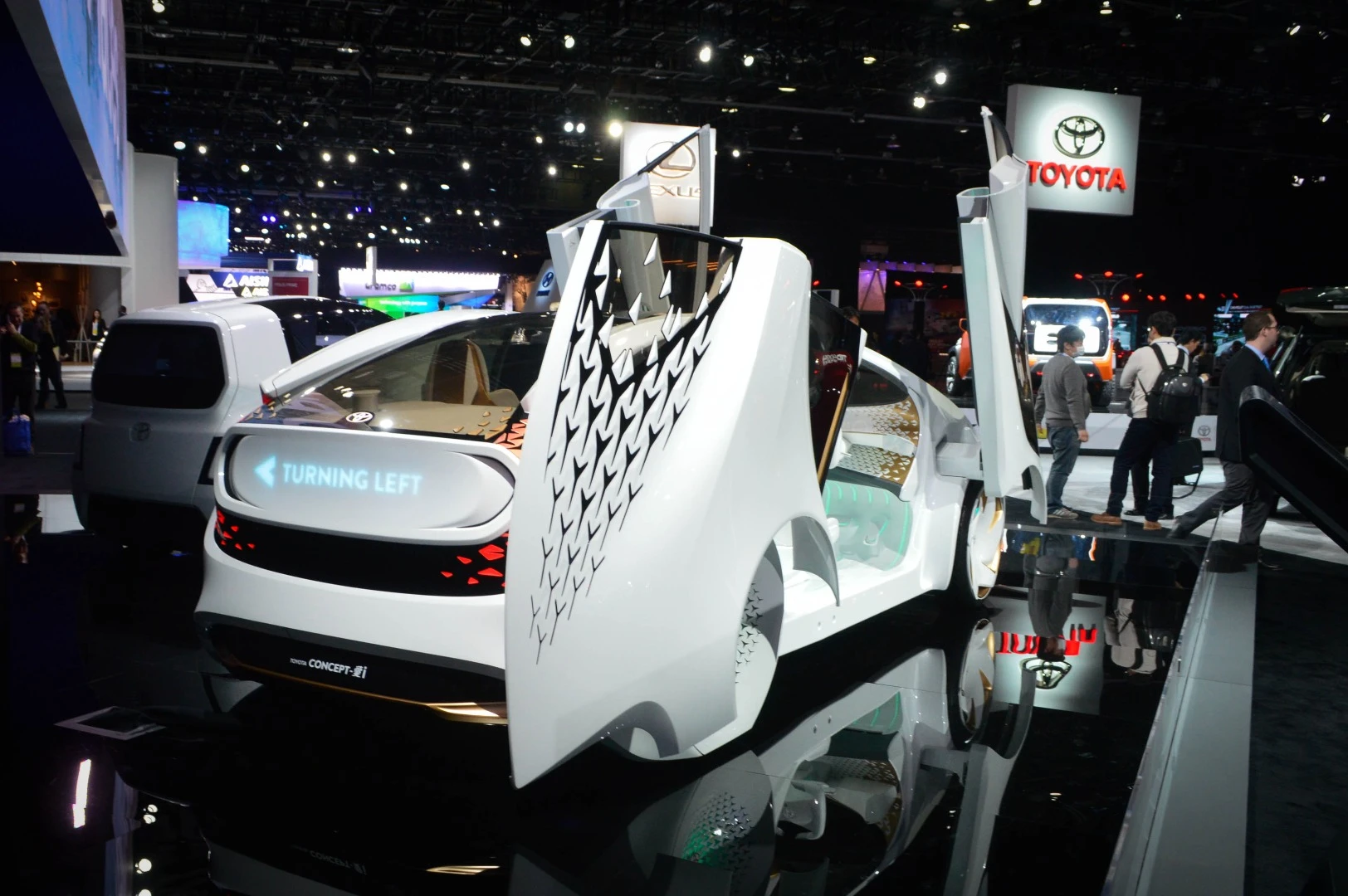 Toyota Concept-i