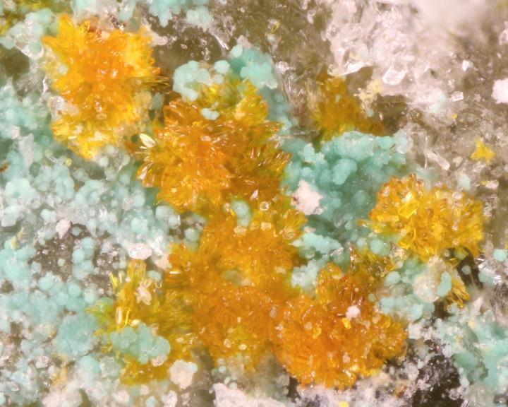 Redcanyonite
