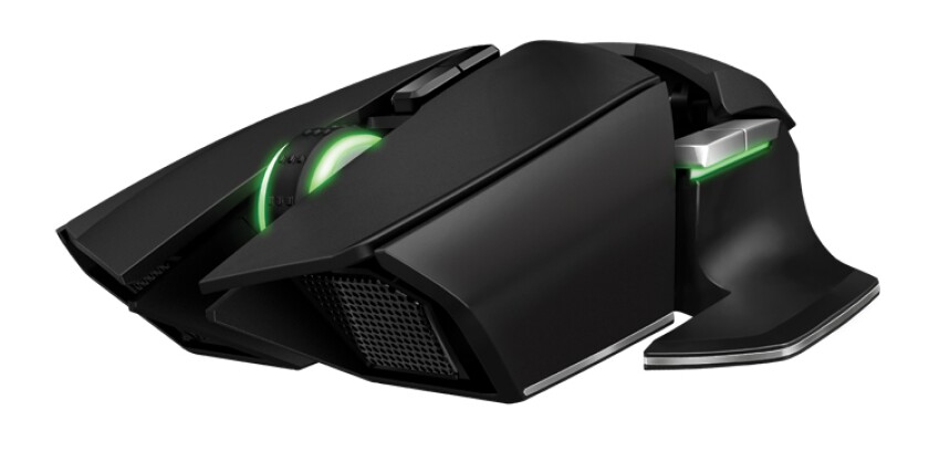 The 8200 DPI 4G Dual Sensor System provides high-end gaming-grade tracking