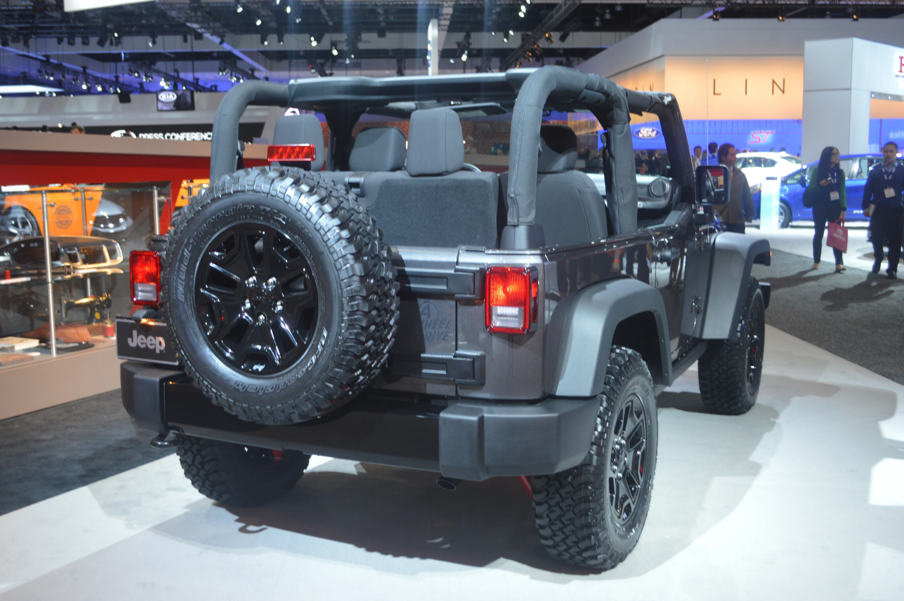 The new Jeep special package is an homage to classic Willys Jeeps
