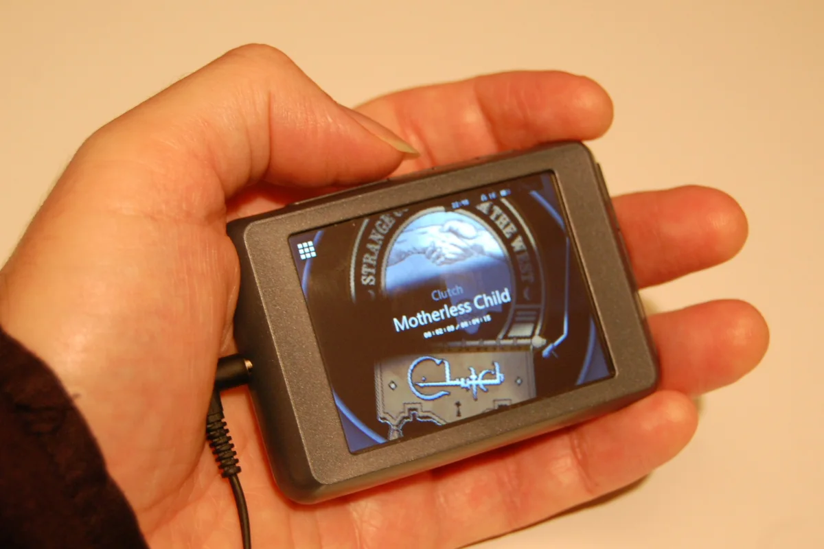 Cowon C2 MP3 player hands-on review