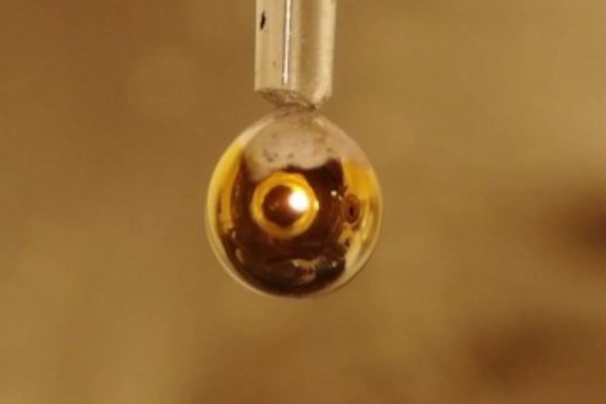 A drop of metallic water, created for the first time in a new study