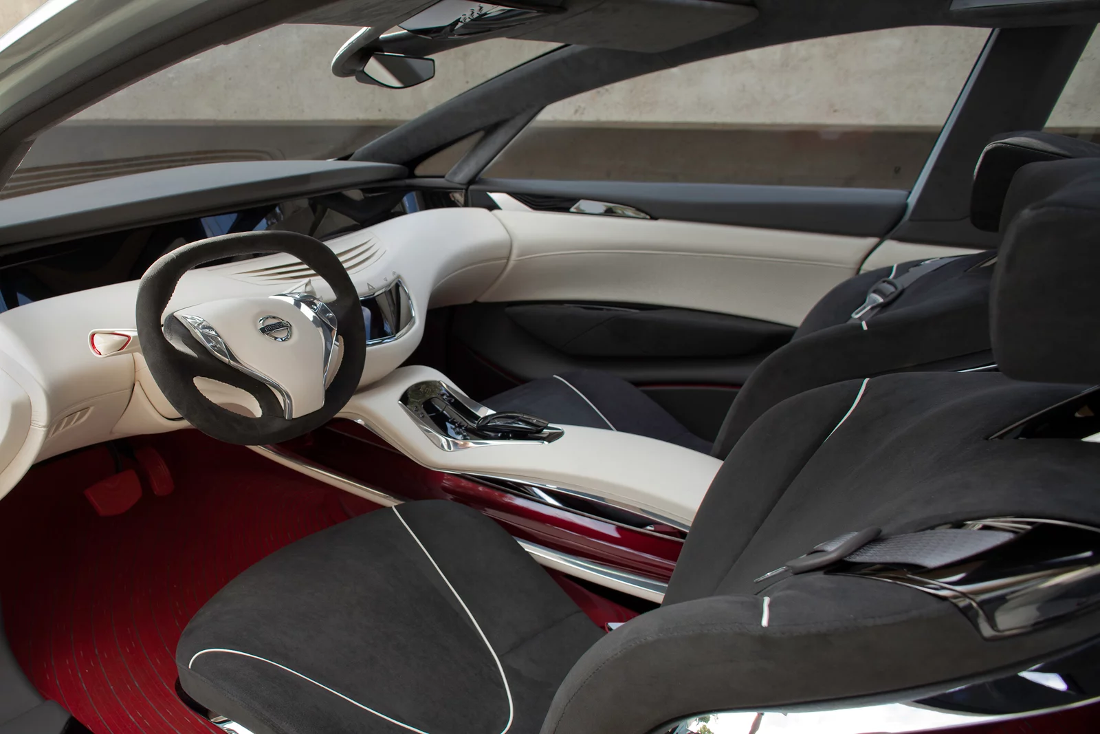 Nissan Ellure Concept