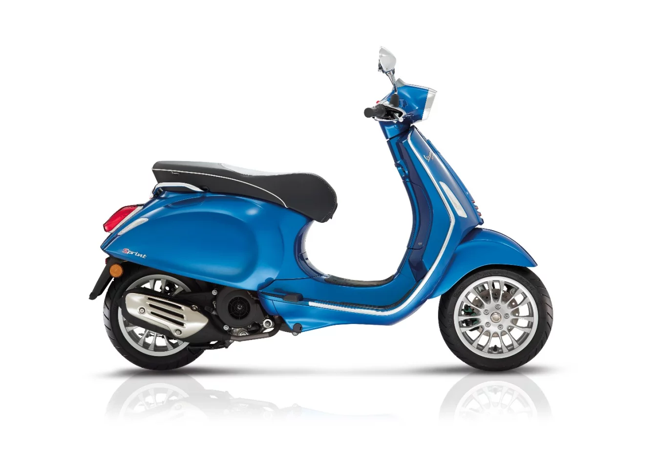 Blue is one of several covers offered in the new Vespa Sprint