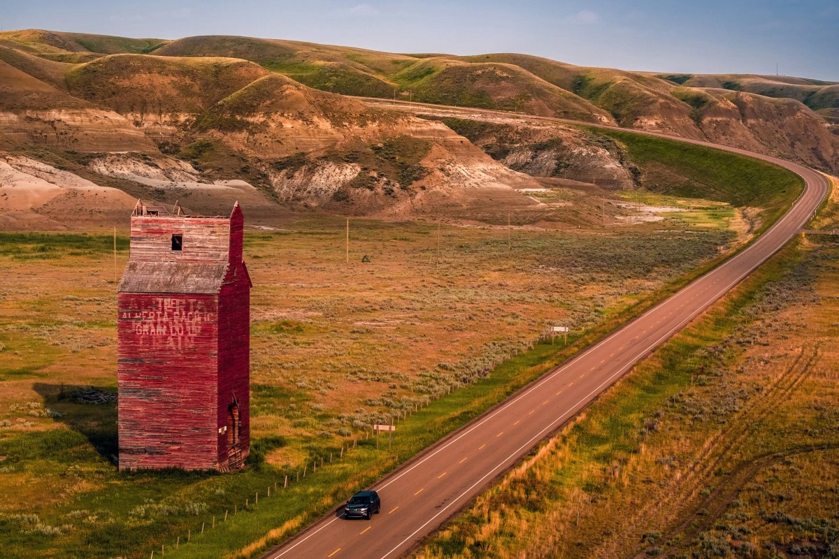 The outskirts of a town called Dorothy in Alberta, Canada. The photographer notes that the near-abandoned town has a house cat as its mayor