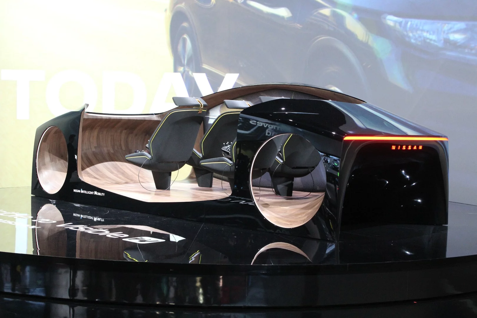 Nissan is currently displaying the I2V system at CES 2019 in Las Vegas