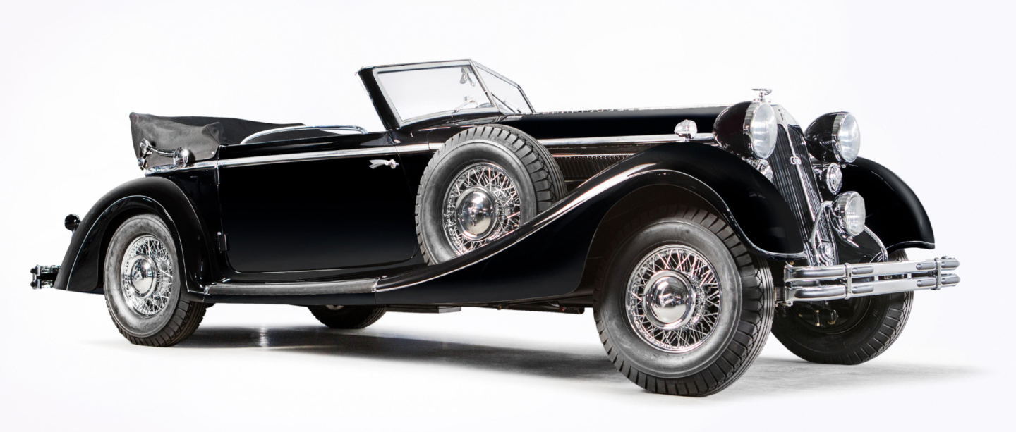 Horch was the only serious domestic rival to Mercedes-Benz in the decade prior to WW2, with the brand eventually becoming Audi. Introduced in 1936 season, the 4.9-liter Type 853 used an inline eight cylinder engine driving through a four-speed overdrive gearbox and with servo-assisted hydraulic brakes. The Horch 853a Sportcabriolet is a masterpiece, and though 950 were built, only a handful survive. This car was fully restored by Horch Classic with work finishing in 2017. Estimated to sell for €600,000 to €800,000, it failed to make reserve.