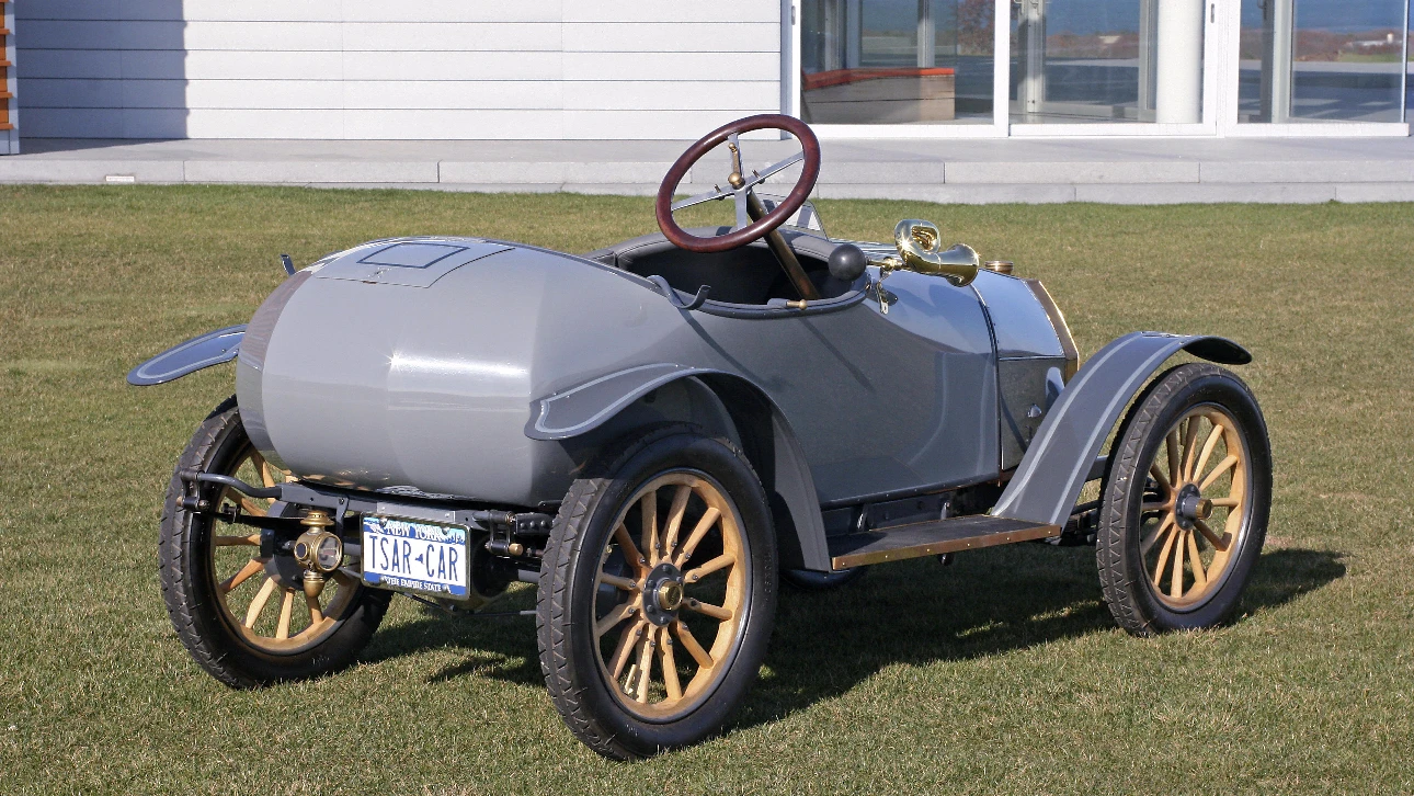 Despite being just one tenth the capacity of the Grand Prix monsters of the era, the 30 hp 300 kg Bugatti was predominantly built as a road car, and with the familiar two-seat layout of a sports car and a second place in a Grand prix indicating its sporting prowess, it's hard to overlook the Type 13 as a sportscar, although most of history's automotive scribes appear to have done so.