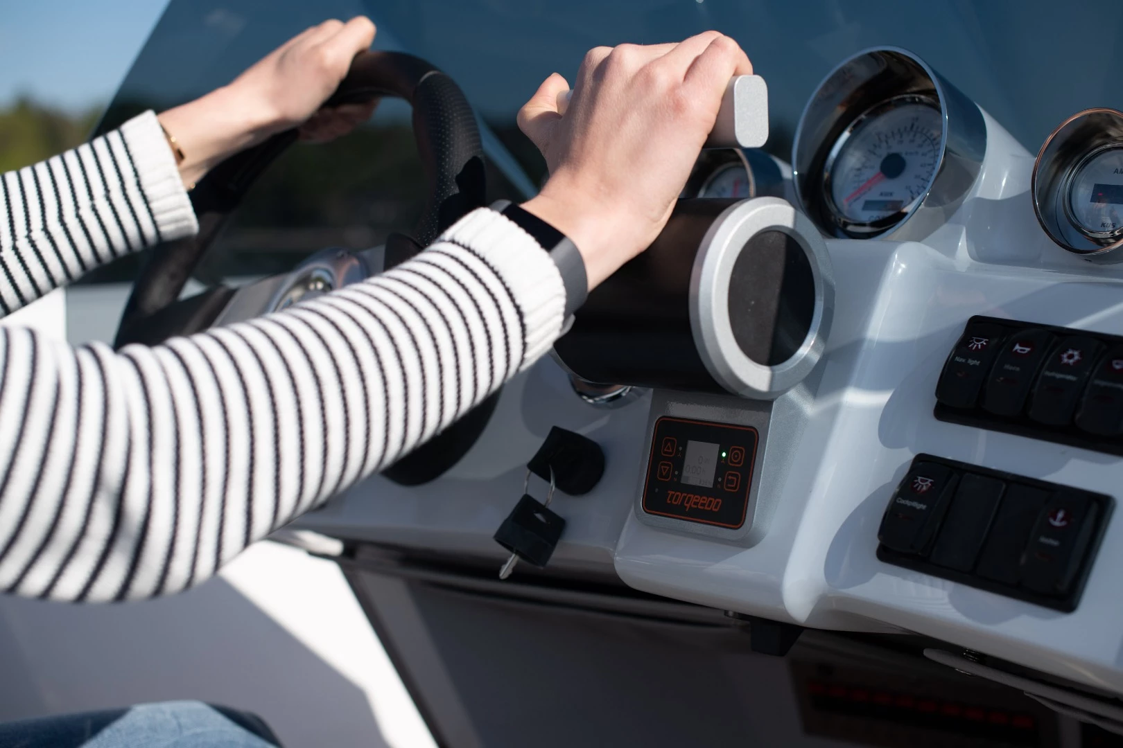 The primary 740 Mirage Air controls