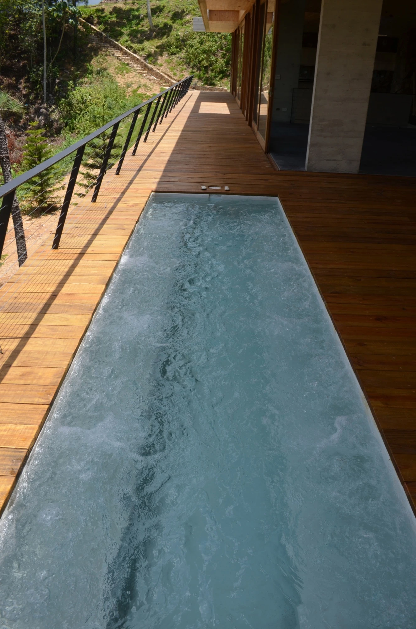 The RD House features an in ground swimming pool (Photo: Eduardo Abreu)