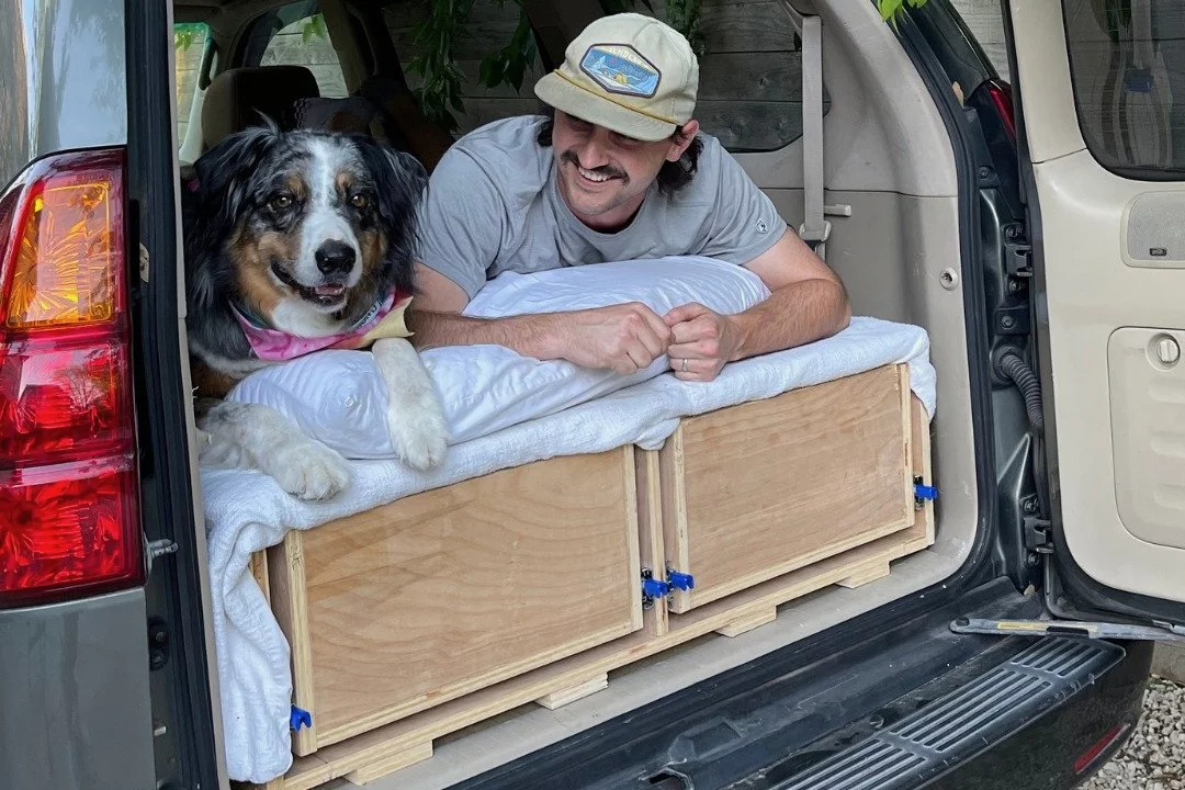 The Otto Nest can support up to 450 lb (204 kg)