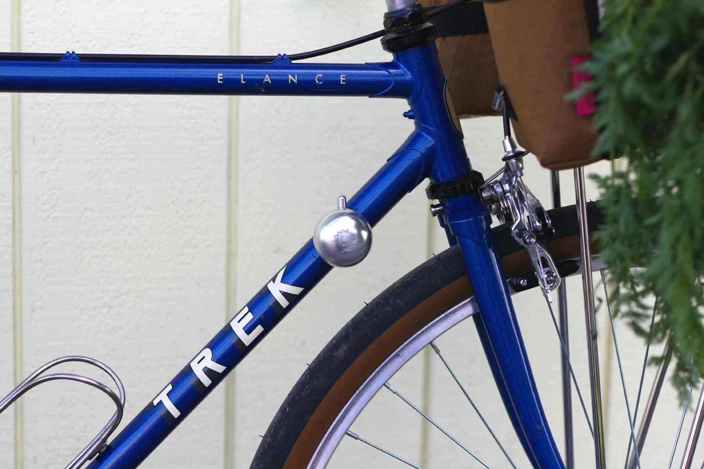 Because the Trek lost its down-tube-mounted shifters, it got a bell where one of them used to be