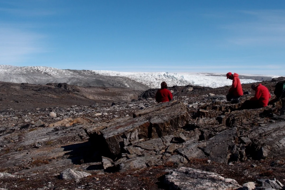 A team of scientists claim to have discovered the world's oldest fossils that are around 3.7 billion years old, pushing back the fossil history to near the start of Earth’s geological record