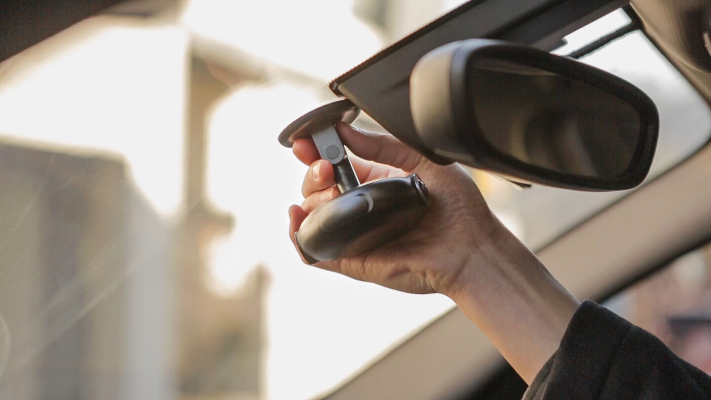Vezo 360 Degree Dash Cam Also Gives Drowsy Drivers A Nudge