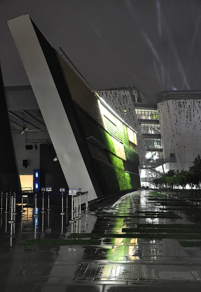 Outside the impressive Italian Pavilion
