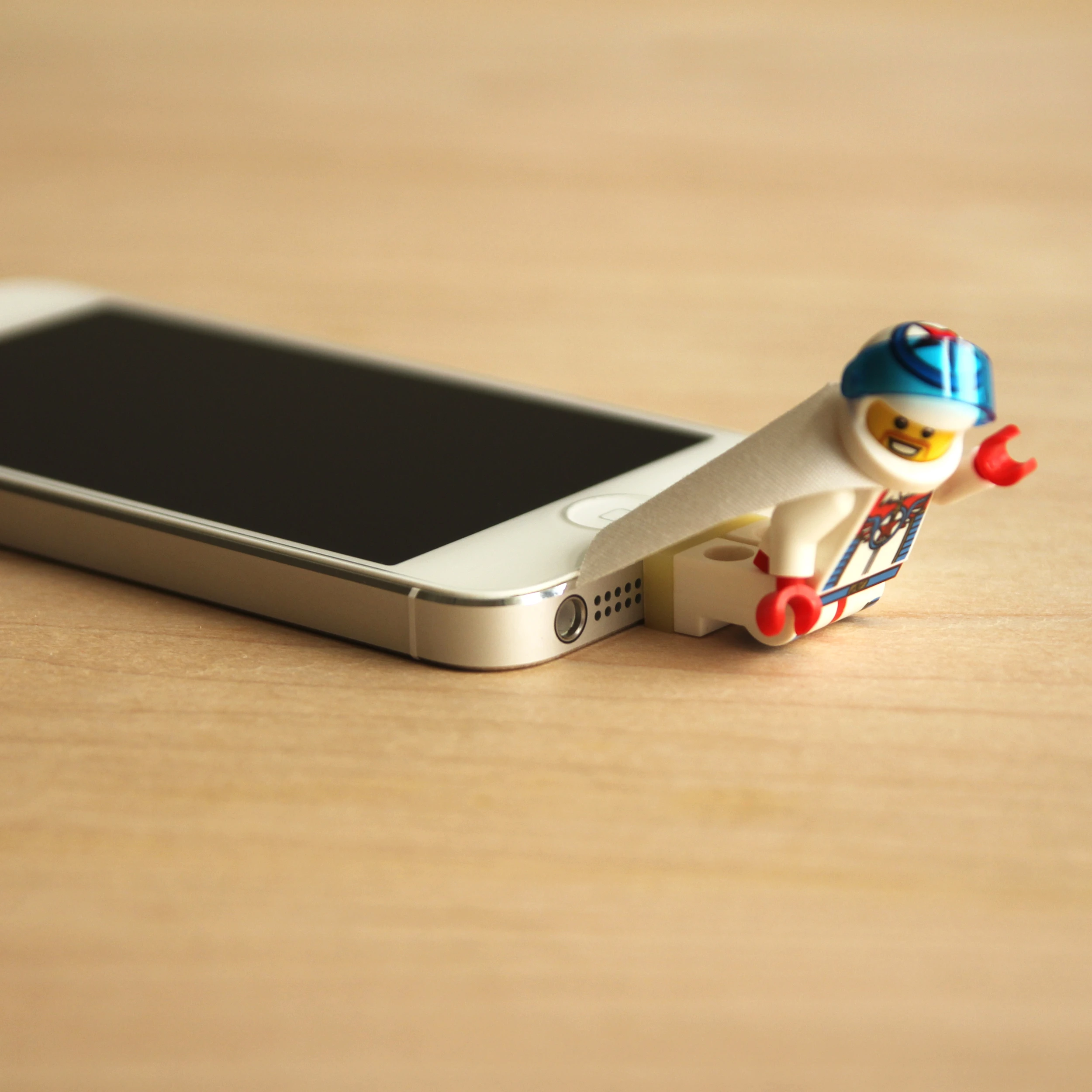KB's Brick Lightning Cap which will connect Lightning iPhones and iPads to standard Lego bricks
