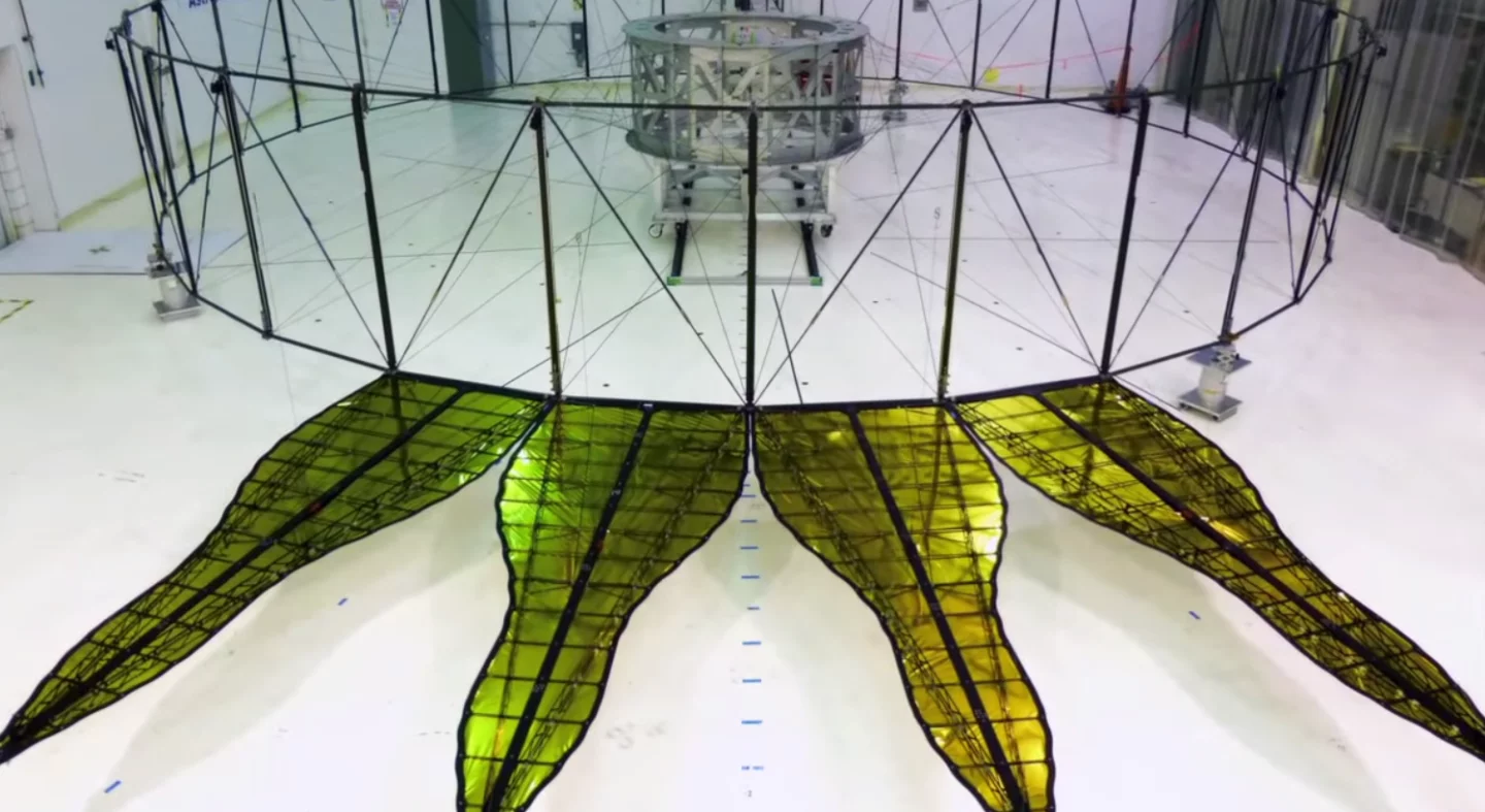 Test version of Starshade fully open (Image: NASA)