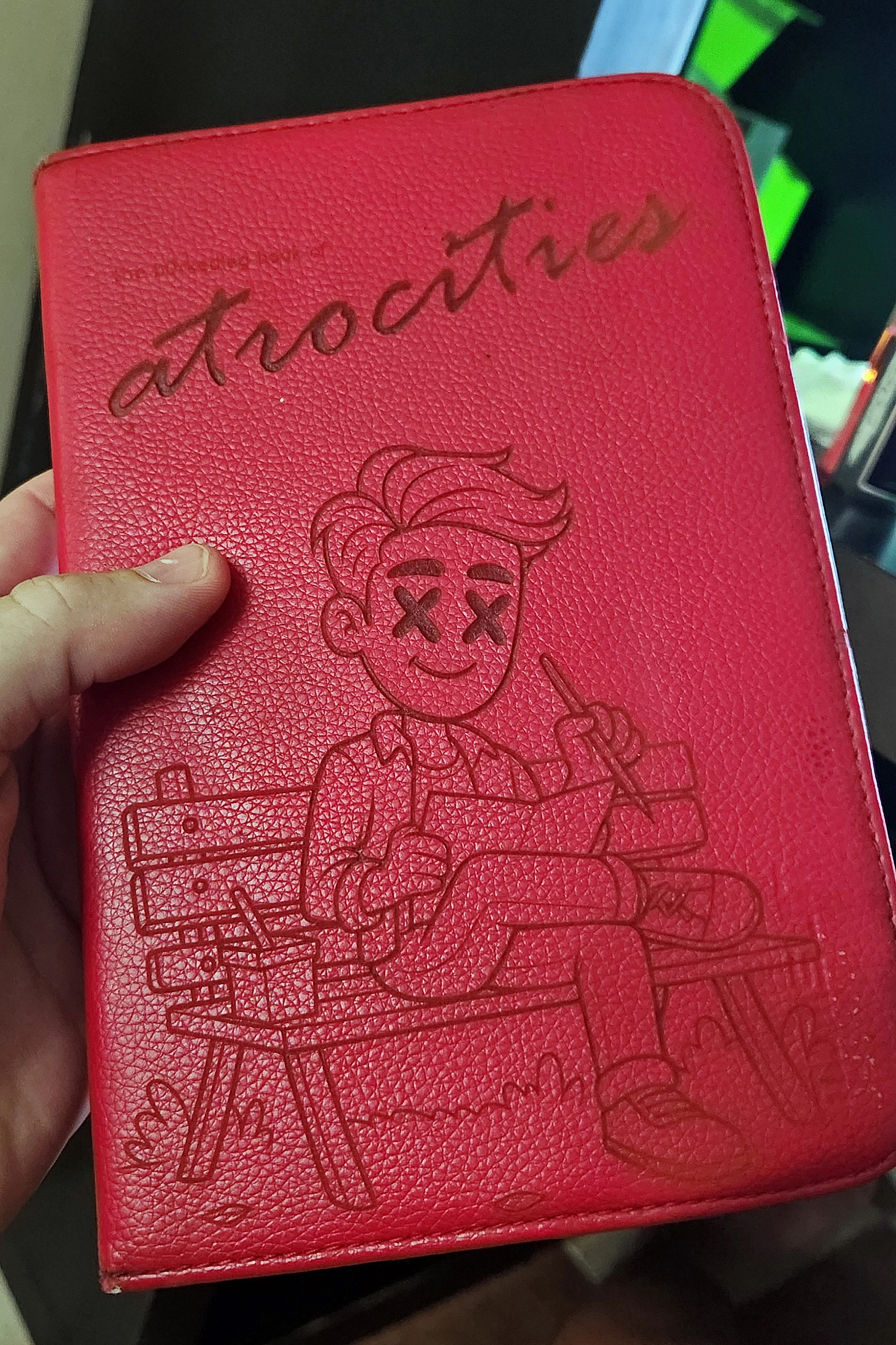 My 13 year old Samsung Galaxy Note case got some artwork for no other reason than I saw it sitting there