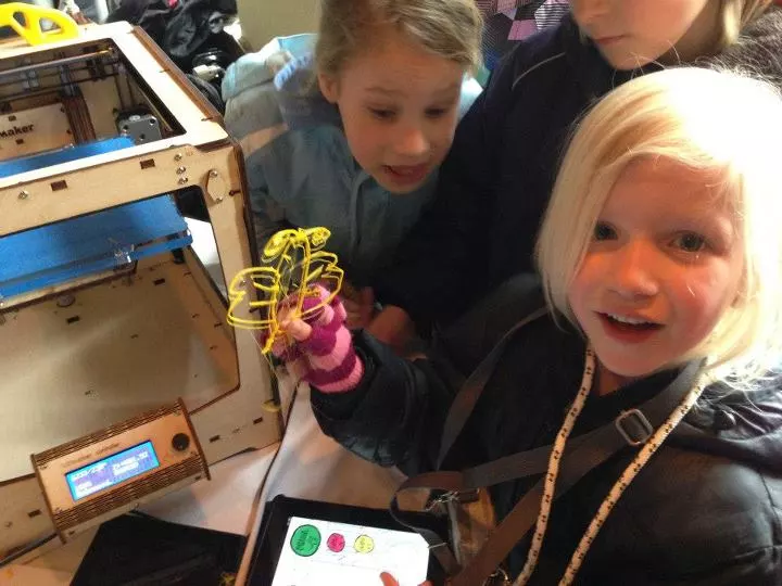 Doodle3D makes the 3D printing process so simple that even a child could use it