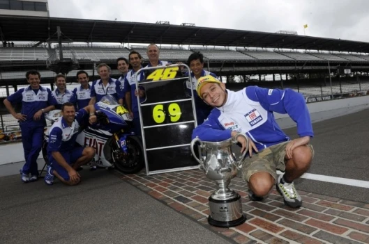 Vale with the trophy